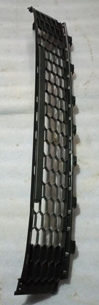 5JL8536779B9 -    Front Bumper Lower Grill Slavia