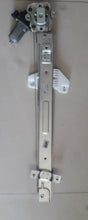 Load image into Gallery viewer, REGULATOR ASSYFRONT WINDOWL 83402M67L02