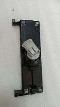 Load image into Gallery viewer, LAMP ASSY LICENSE PLATE 812700D110
