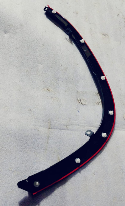 75601WC001 FRONT FENDER MOULDING TOYOTA