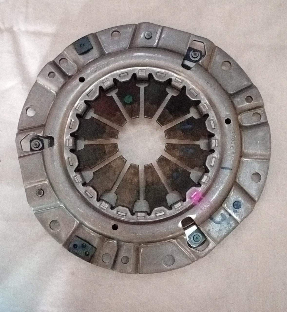 CarTrends pressure plate for Suzuki Swift Dzire, spare car parts component with detailed metal surface and mounting features.
