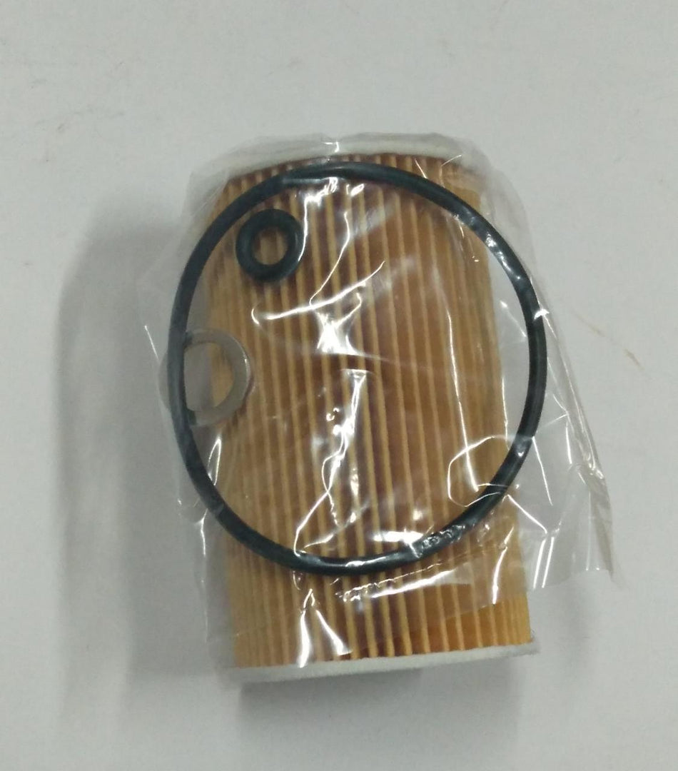 CarTrends oil filter I-20 diesel spare part, automotive filter for engine oil filtration in a clean, professional packaging.