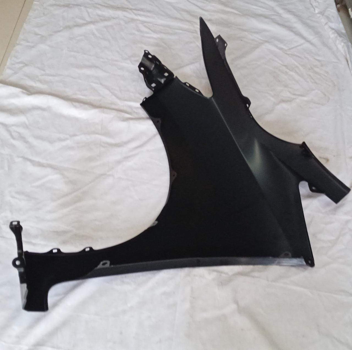 CarTrends Jazz panel fender for right front side, spare part for vehicle replacement, showing the new model design.