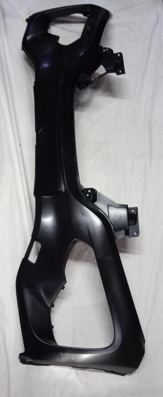 CarTrends Renault Kwid front bumper, lower front replacement part, new model, for spare parts and repairs.