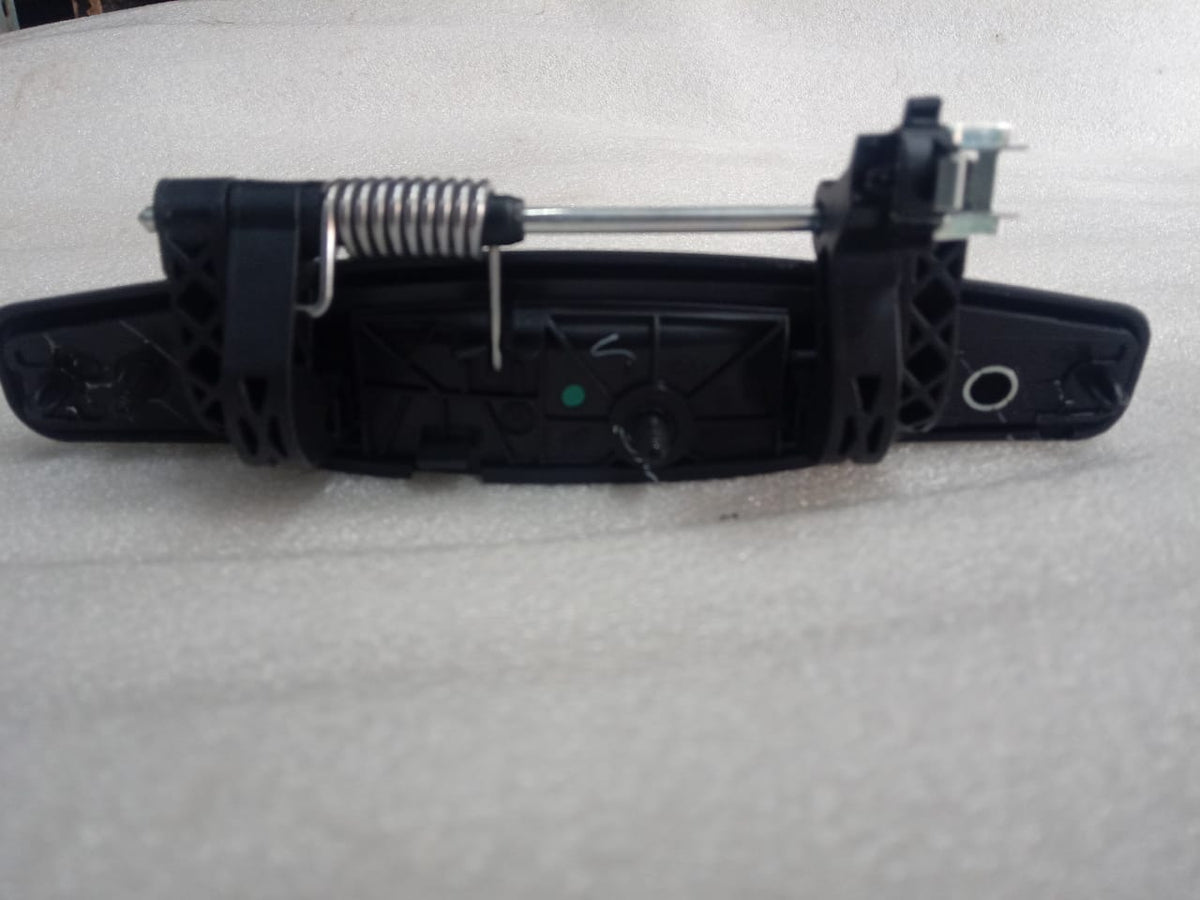 CarTrends spare part: right outer handle duster for vehicle, showing the handle's shape and attachment points.
