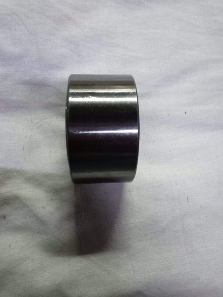 Tapered roller bearing for Toyota and Lexus vehicles, CarTrends spare part, shown in detailed close-up image.