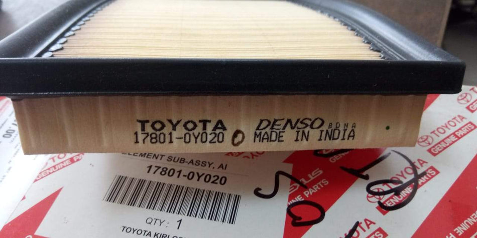 CarTrends air filter for Toyota Etios petrol engine, replacement spare part showing the filter element and packaging.