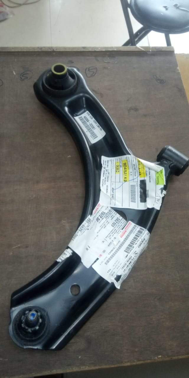 CarTrends ARM spare part for Toyota Etios right side, automotive replacement component, detailed view of the genuine spare part.
