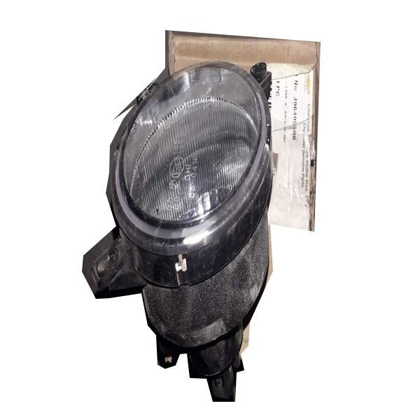 Chevrolet Spark rear bumper lamp right side replacement spare part by CarTrends, close-up view of the automotive light.