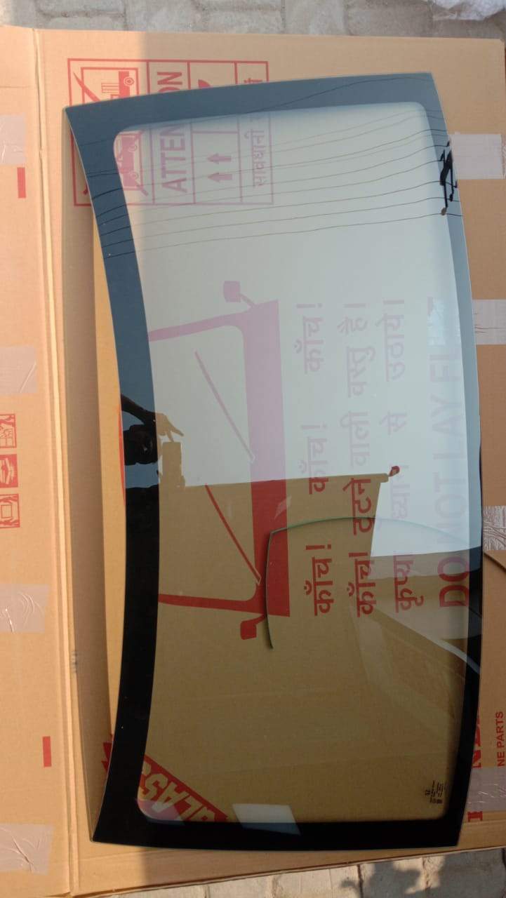 CarTrends Diggi Glass for Amaze 2018, spare parts, clear glass panel designed for vehicle window replacement.