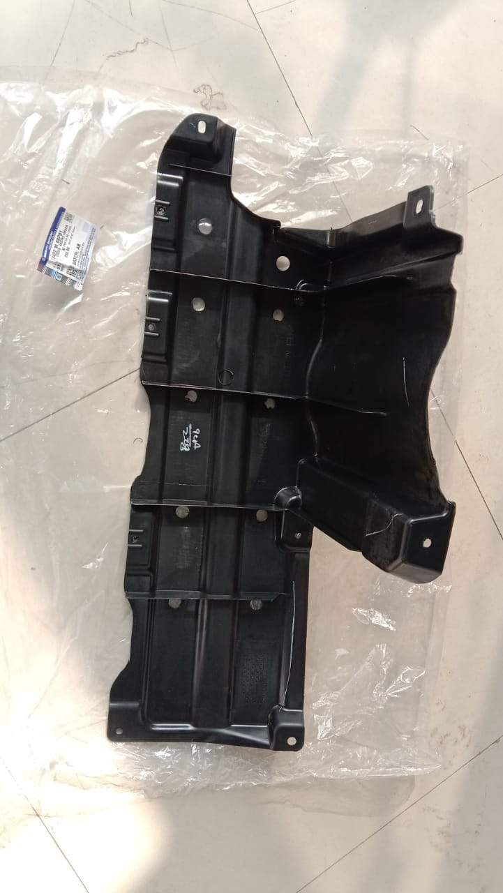 CarTrends engine cover for Suzuki Baleno, left side spare part, black plastic engine protection component.