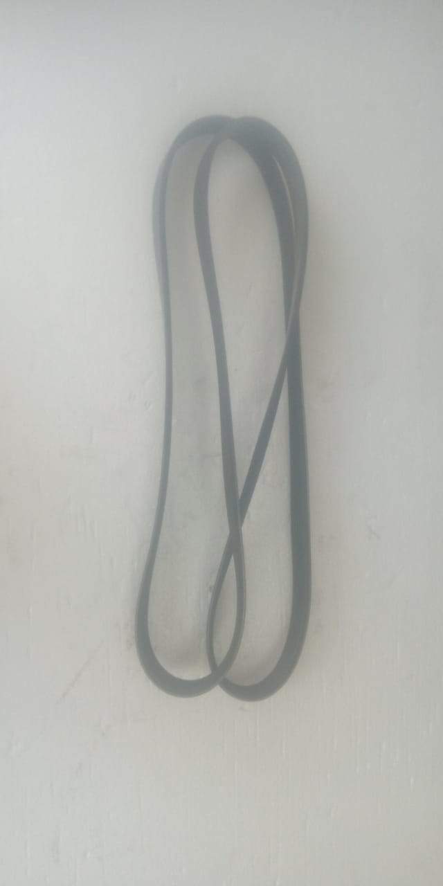 CarTrends V belt for Swift, Alto, WagonR, Baleno; spare part #6PK1795, shown in image with black rubber belt and packaging.