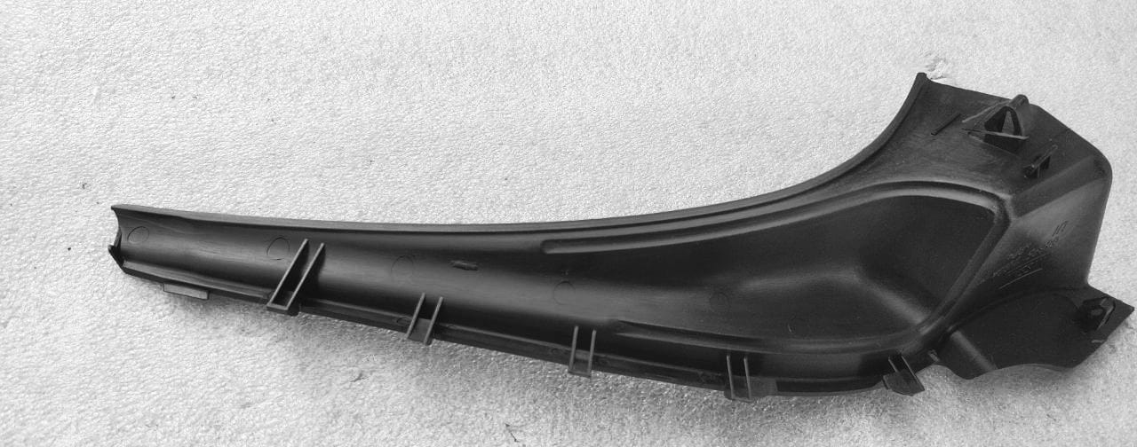 CarTrends Renault Pulse left side fender cover, spare part with product code #668951HB0A, shown on vehicle.