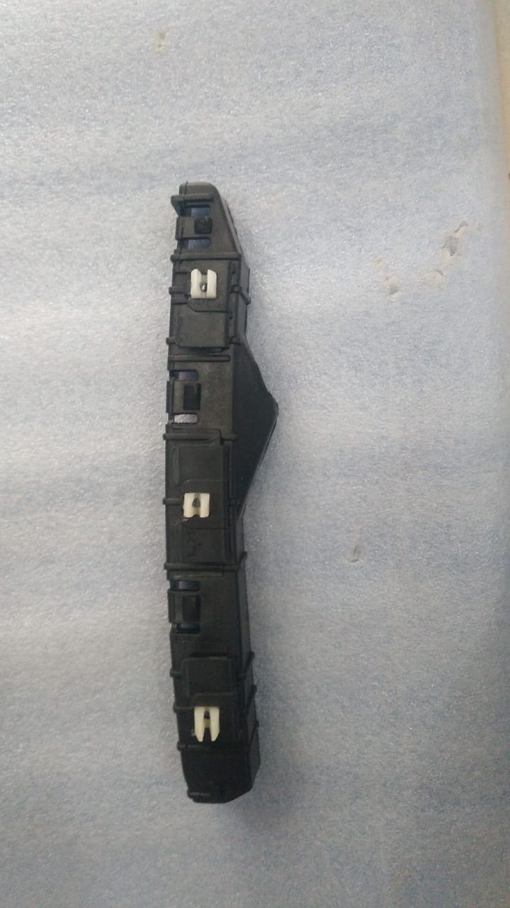 CarTrends front bumper bracket for 2010 Hyundai Elantra left side, spare part, durable automotive bumper support.