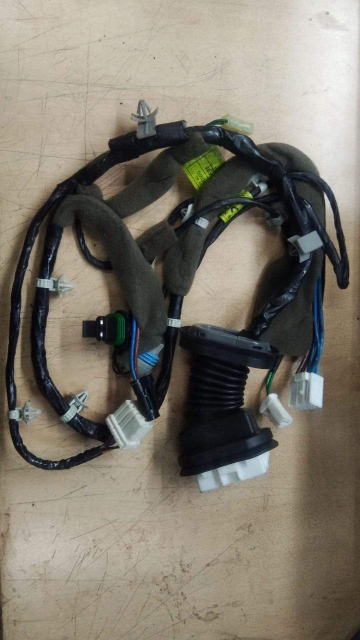 CarTrends harness wiring for Optra front right door with 6 speakers, automotive spare part for vehicle audio system repair.