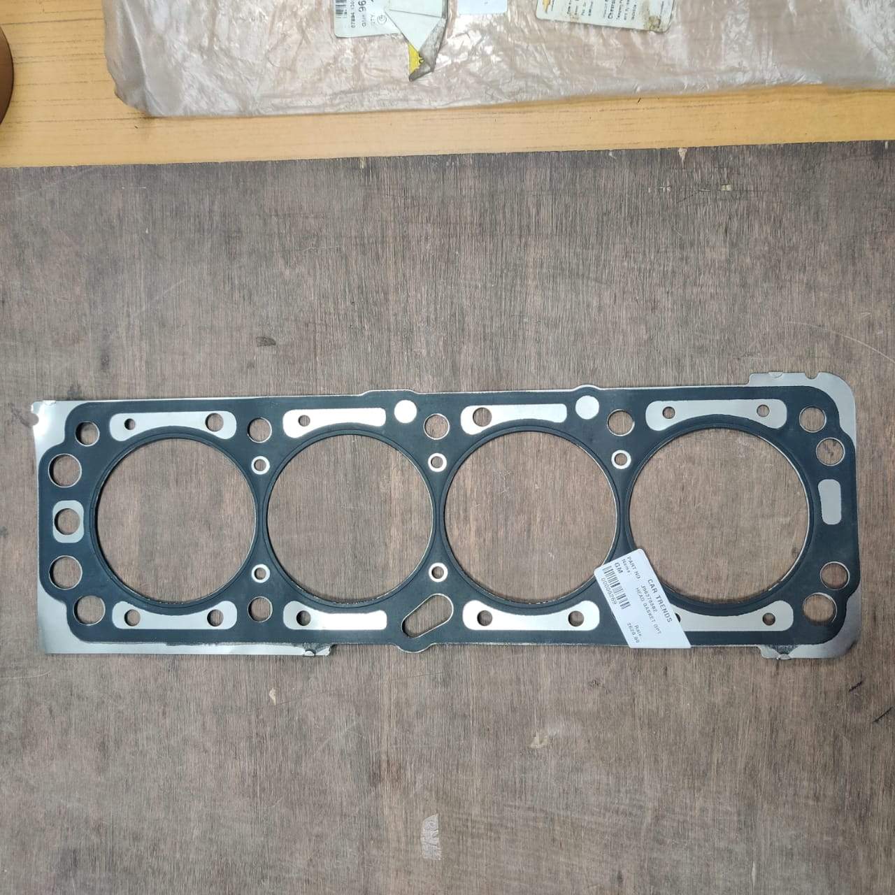 CarTrends Head Gasket for Opel Optra 1.6 Petrol J96378802, spare engine gasket part with visible gasket components