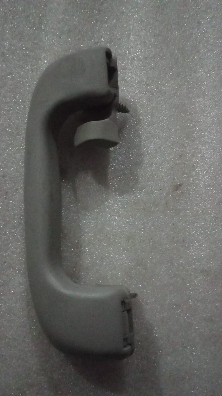 CarTrends rear handle assist spare part for Chevrolet Cruze, close-up of the rear handle component on a white background.