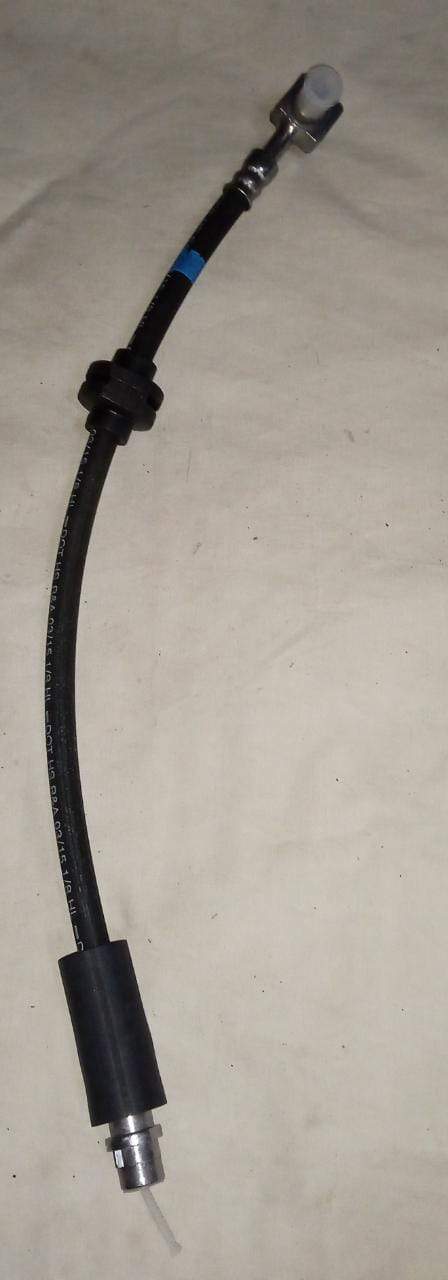 CarTrends brake hose assembly for Chevrolet Cruze right front side, automotive spare part with flexible rubber hose and fittings.