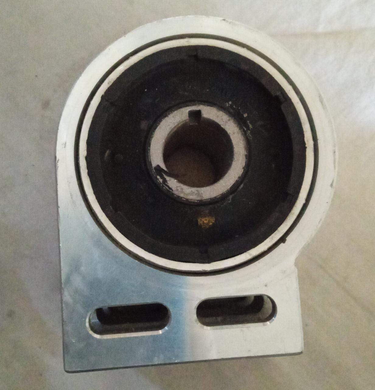 CarTrends lower arm bush for Captiva, automotive spare part showing the bush component in detailed view