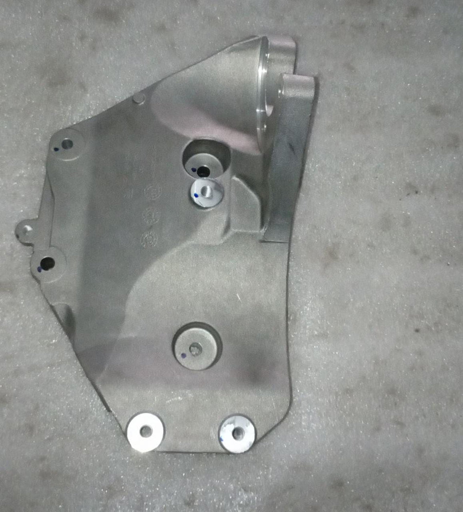 CarTrends power steering pump bracket for Chevrolet Sail, a spare part designed for generator mounting and support.
