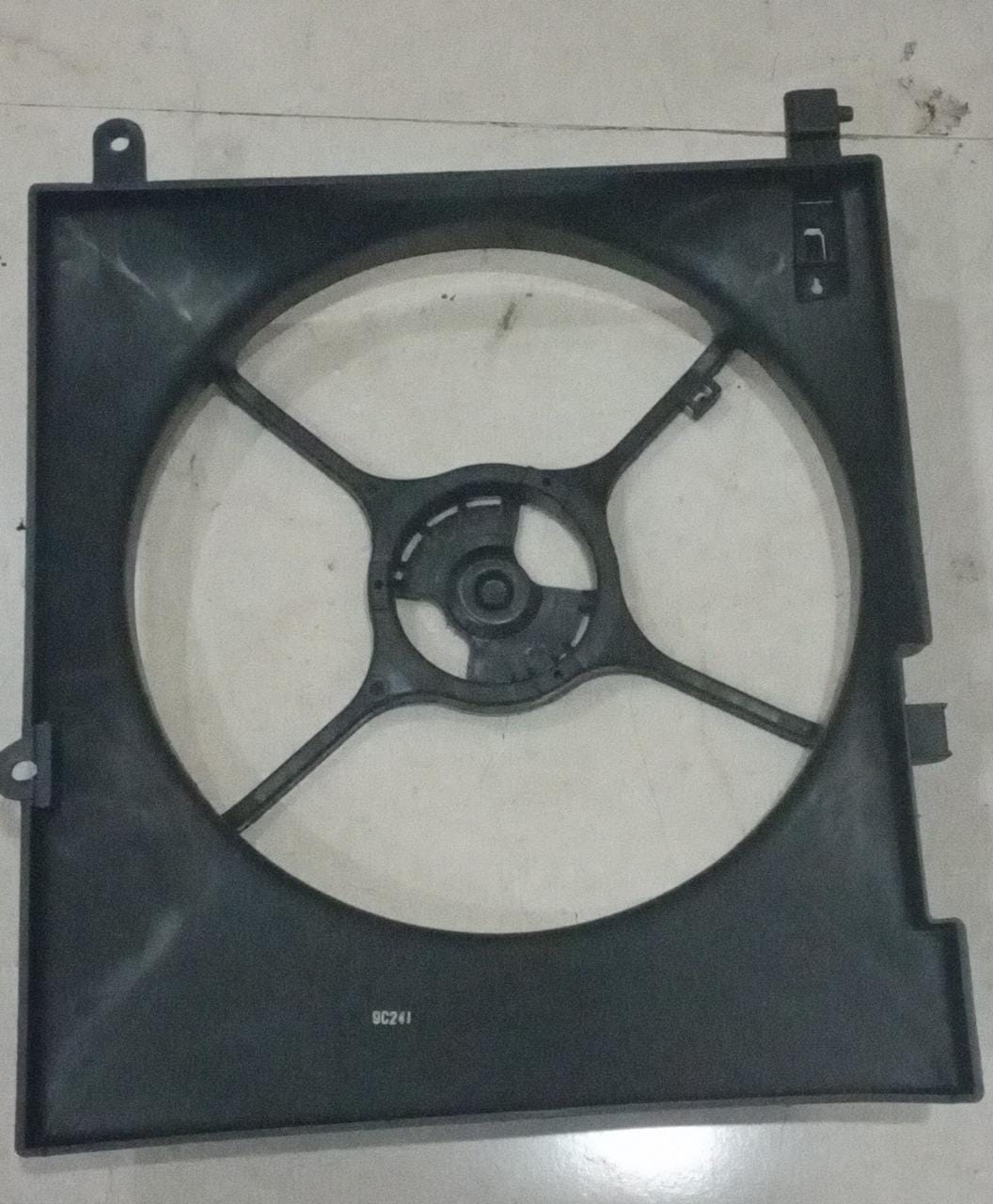 CarTrends fan shroud for Aveo, auto spare part, black plastic component with mounting points and cooling fan opening.