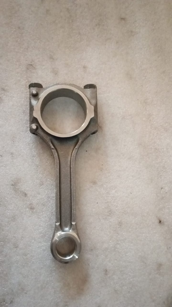 CarTrends connecting rod for Opel Optra, automotive spare part showing metal connecting rod with engine components.