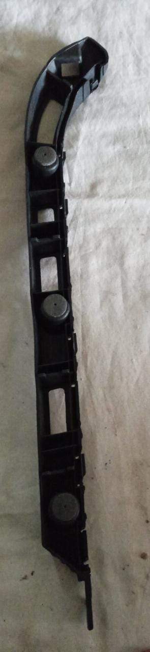CarTrends rear bumper bracket for Chevrolet Cruze right side, spare auto part showing metal mounting component.
