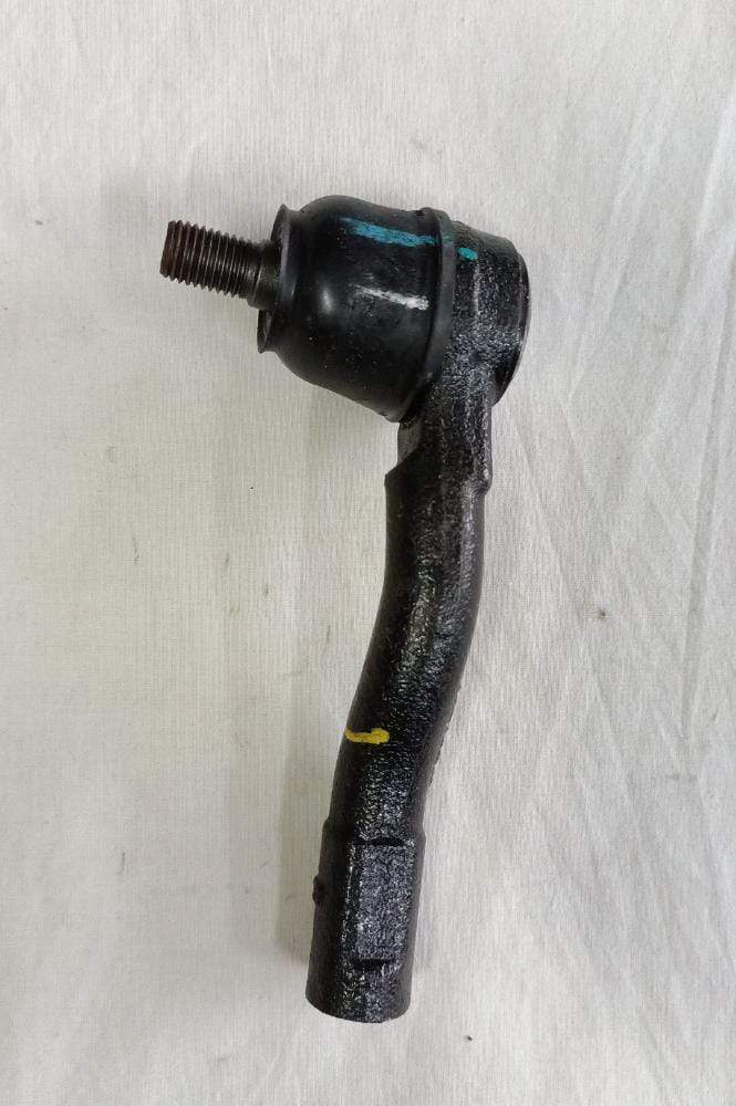 CarTrends Chevrolet Optra tie rod end, right side, spare part for petrol engine, essential for steering system.