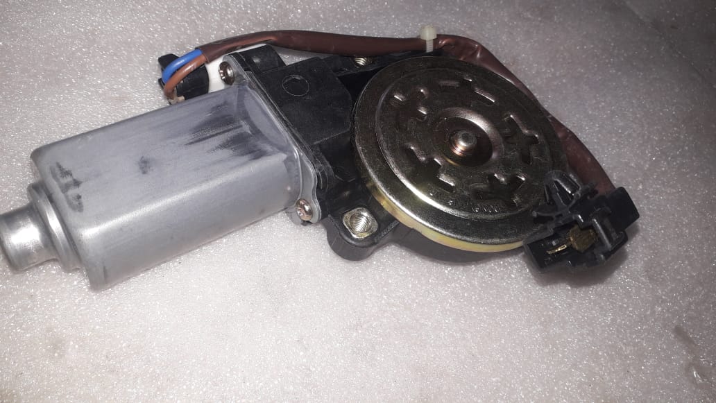 CarTrends Power Window Motor Spark for rear left side, car spare part showing the motor component on a white background.