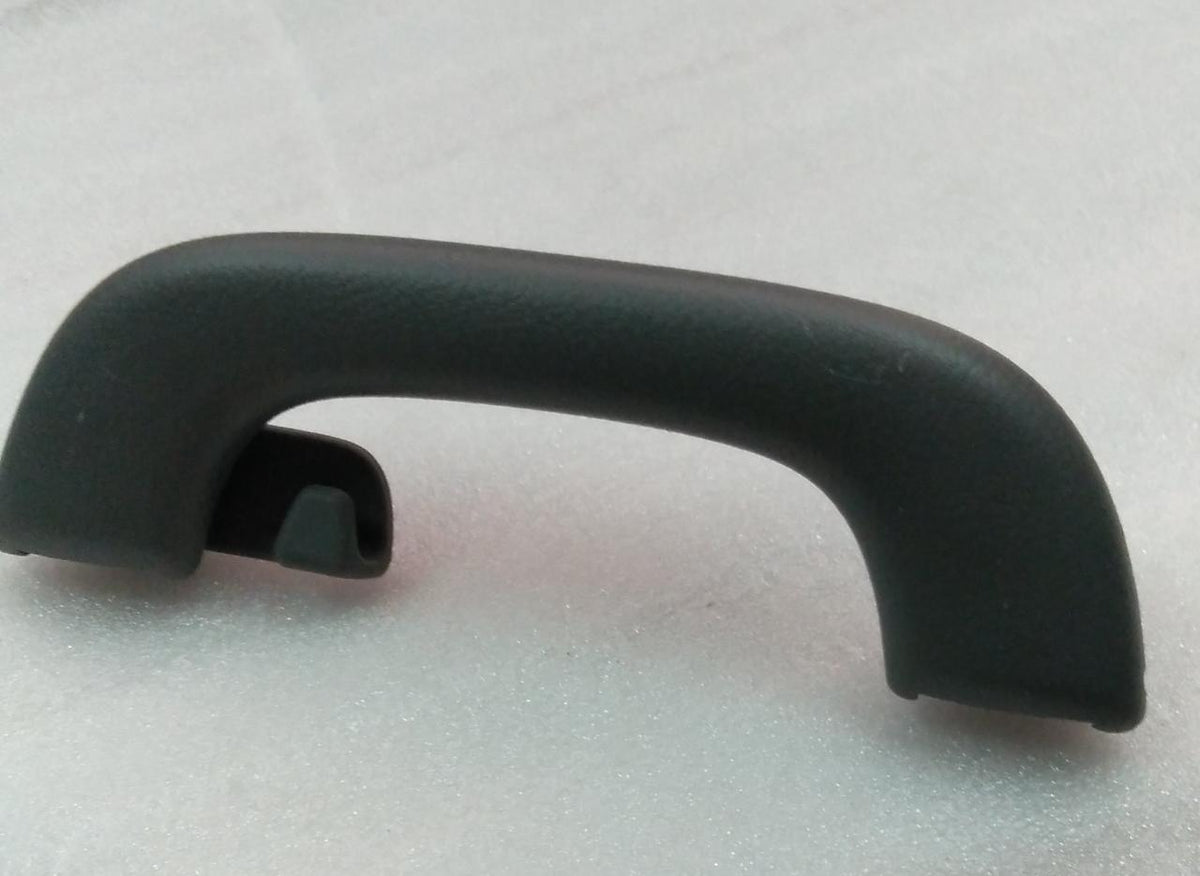 CarTrends rear right grip assist for Opel Optra, close-up of the spare car part showing textured surface and mounting points.