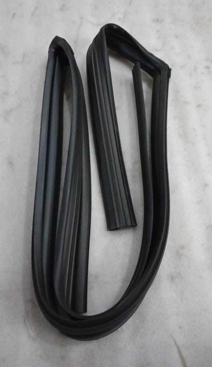 CarTrends Captiva front left window channel spare part, door gola for vehicle side, #J96624300.