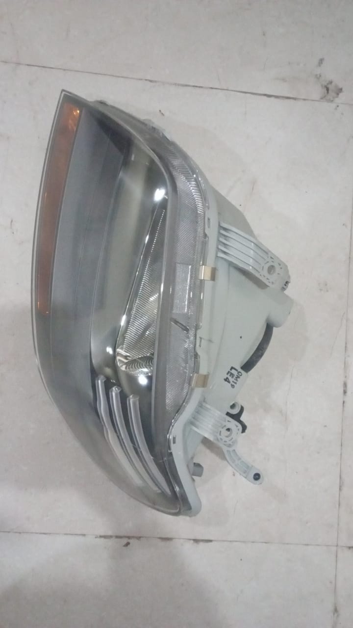 CarTrends J96802655 left side head lamp for Aveo, spare car part showing the headlamp assembly with mounting details.