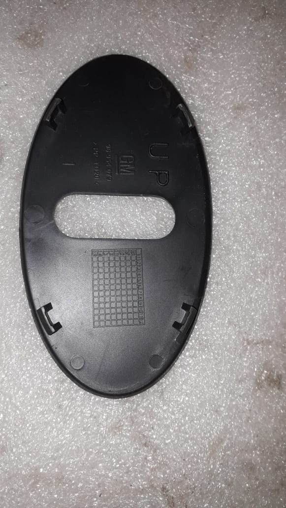 CarTrends Dicci latch cover for Cruze, spare part with black finish, designed to protect and enhance door latch area.