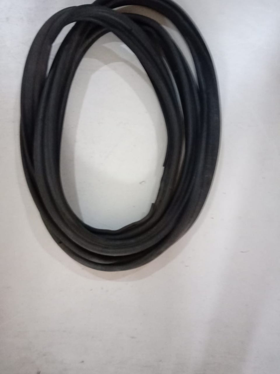 CarTrends Dicci Weatherstrip for Aveo, spare part, showing the weatherstrip component designed for vehicle sealing and protection.