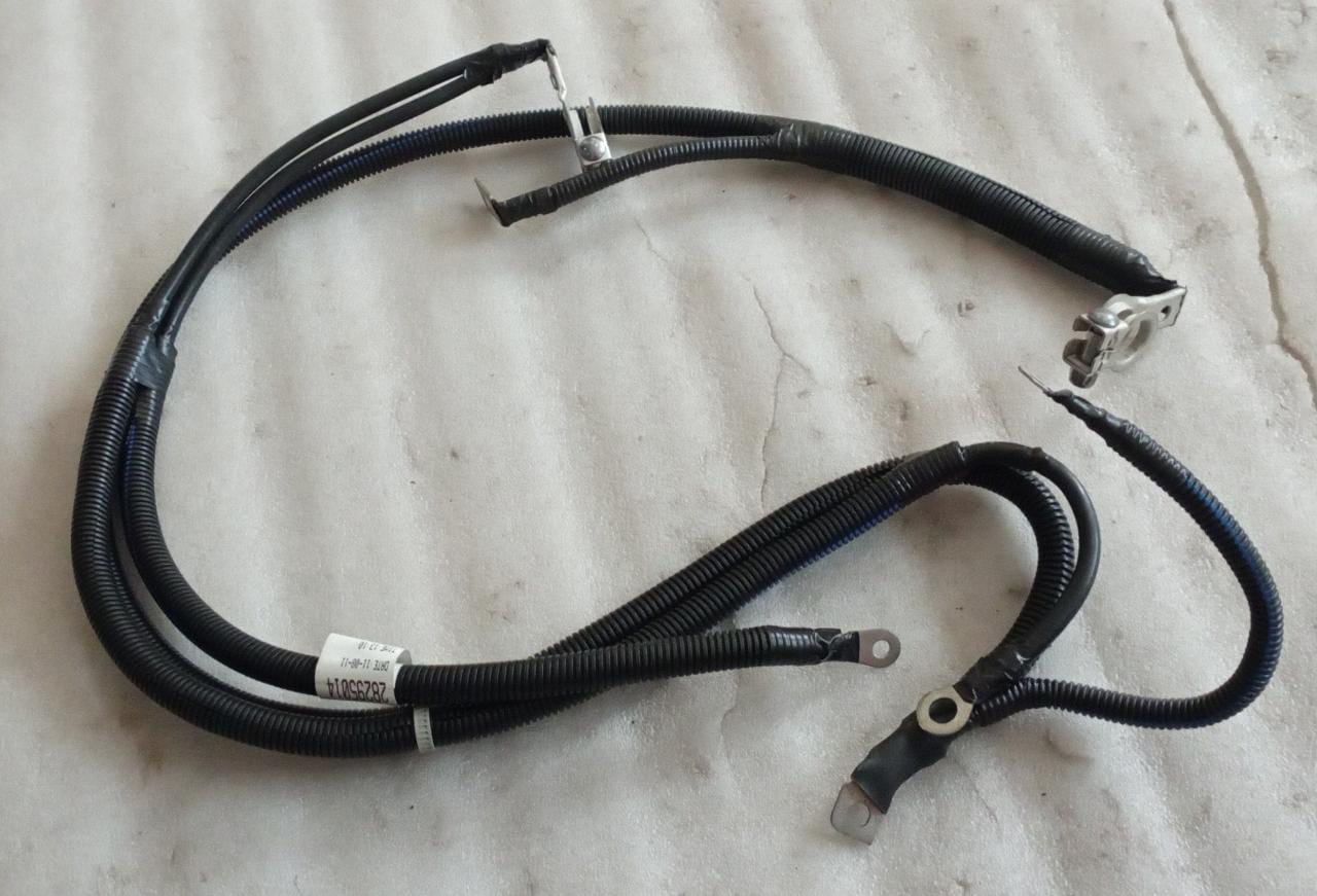 CarTrends J982167L0 battery wiring for Aveo Uva, car spare part with detailed wiring connections.