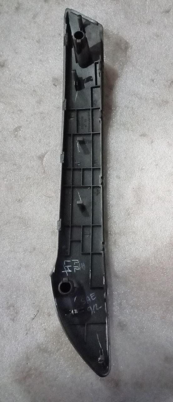 CarTrends rear right door handle for Aveo, spare part, mounted on the vehicle's rear right side.