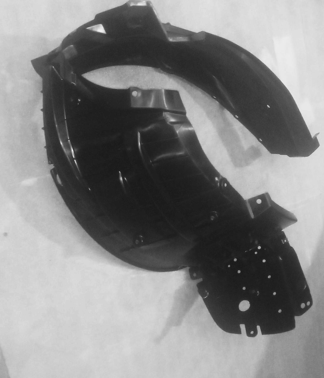 CarTrends spare lining for front fender with part number 72320M72R01, shown in close-up view.