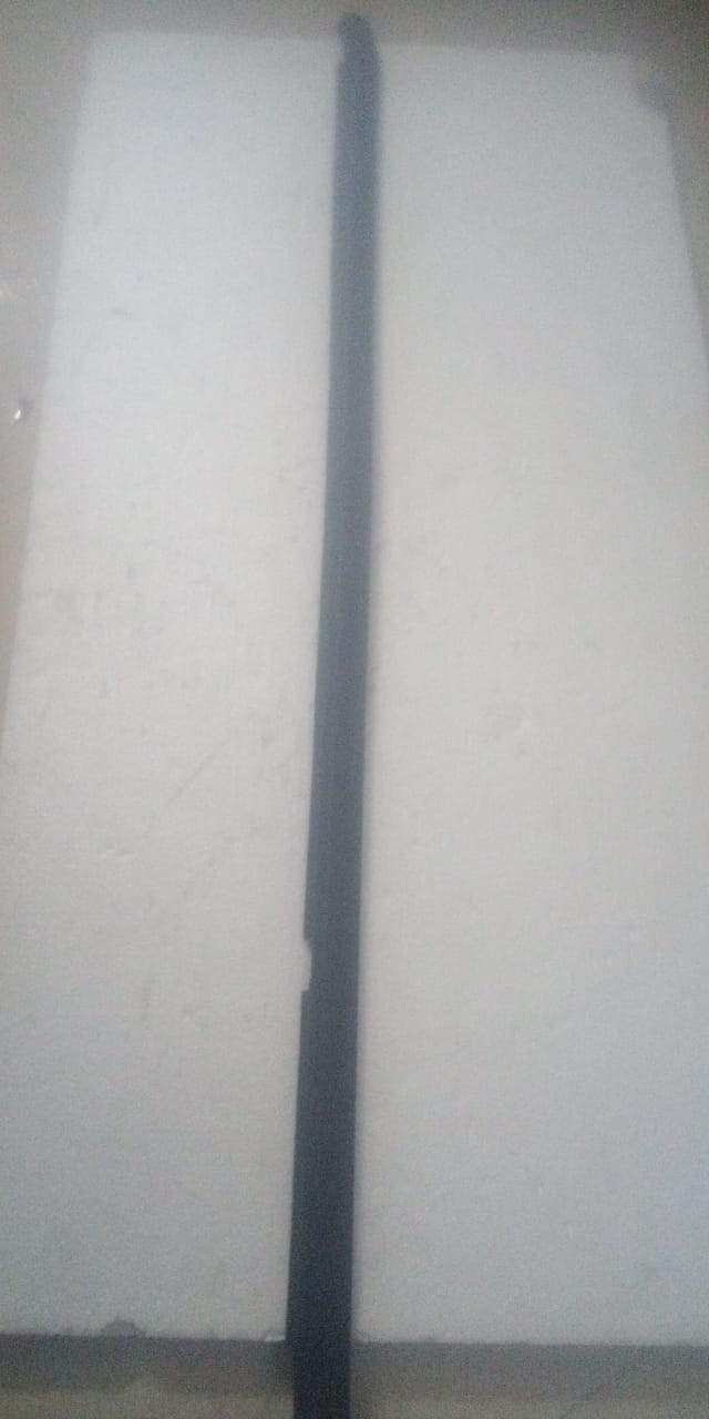 CarTrends outer moulding for rear right door of Tavera T28294628, rear door spare part for vehicle repair.