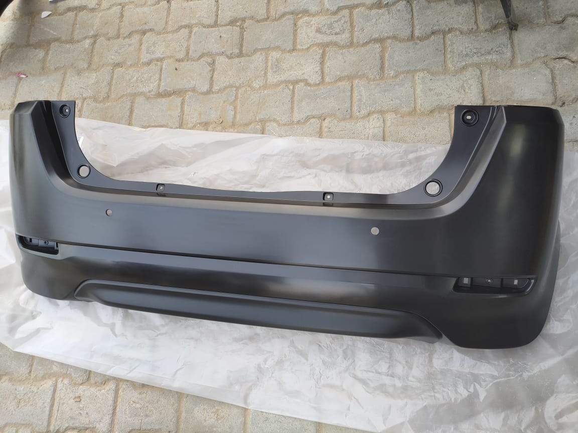 CarTrends rear bumper for Wagonr 2019, spare parts, durable plastic bumper with mounting points, in black color.