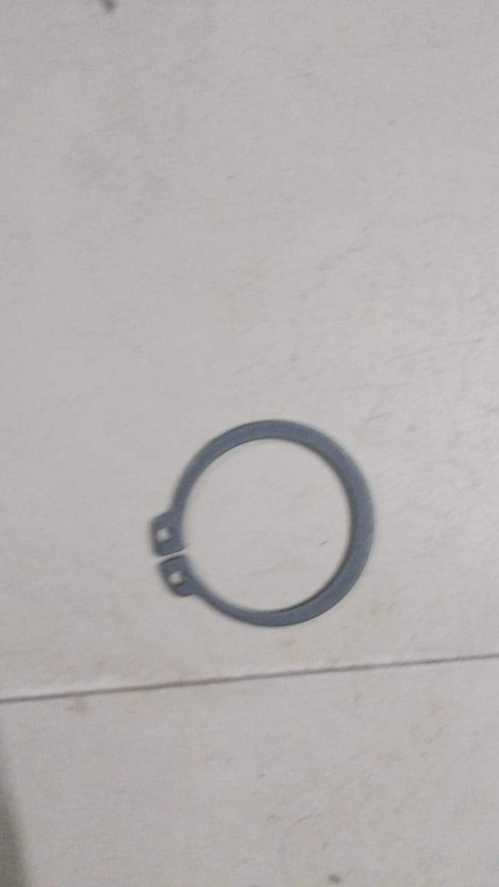CarTrends Ring Lock Aveo Uva spare part, close-up of the black plastic lock component for vehicle security.