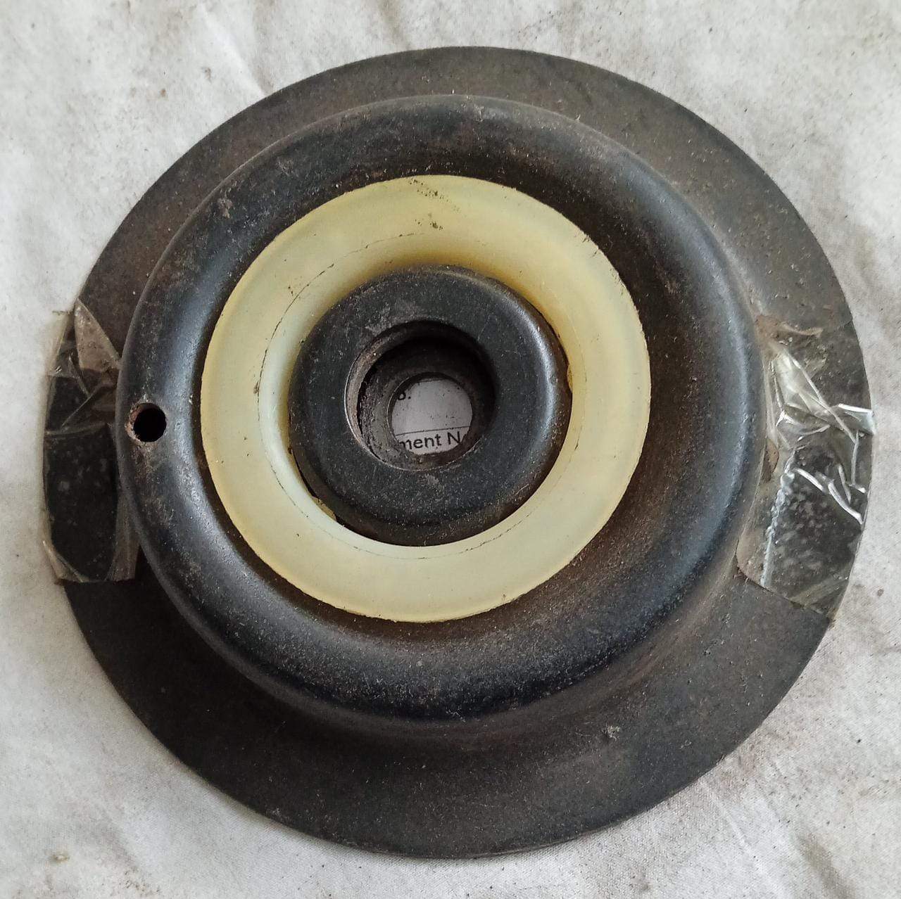 CarTrends Front Seat Spring for Opel Corsa, spare car parts displayed with metal coil spring for seat support.