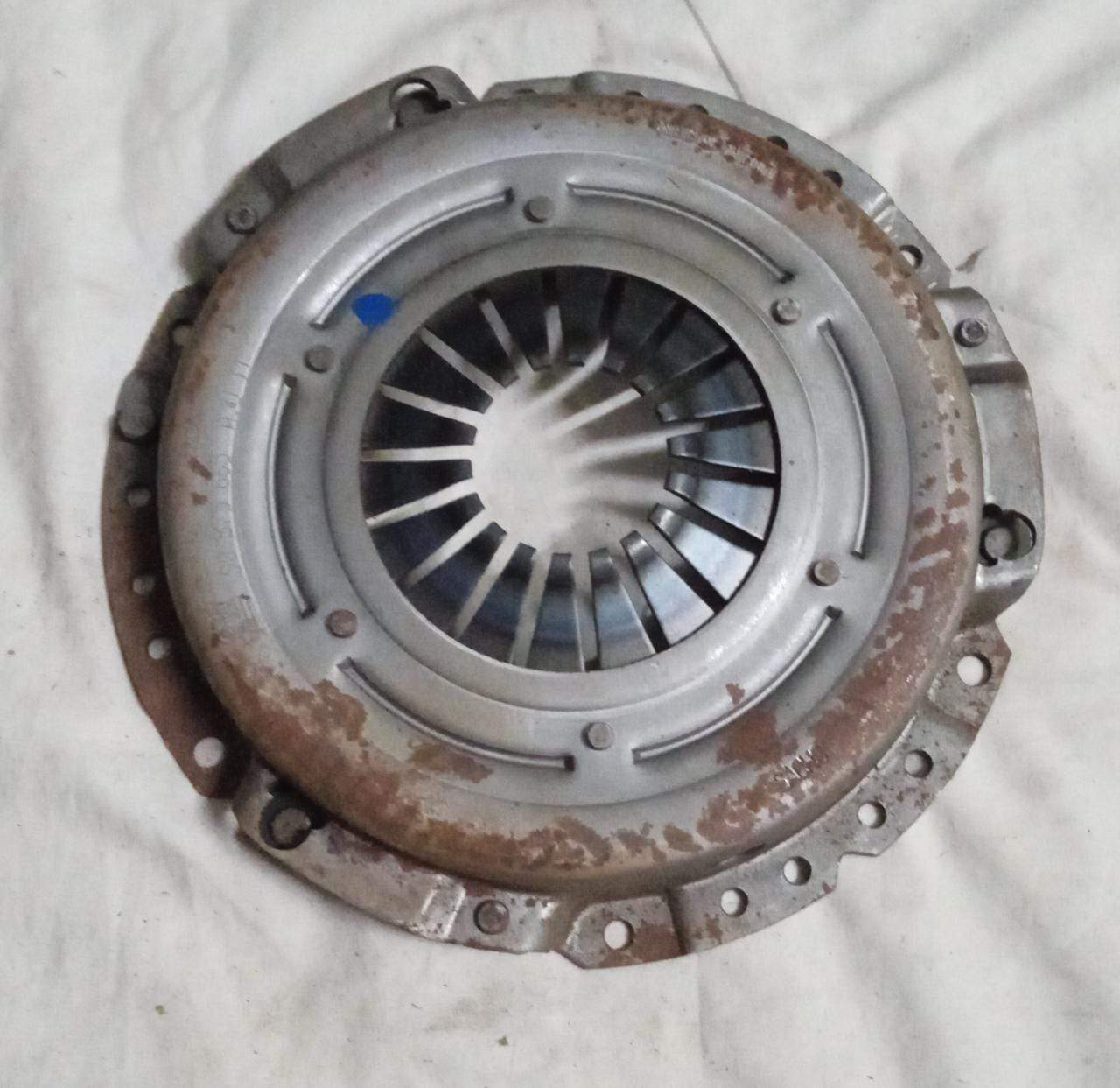 CarTrends pressure plate spare part for Swift, Dzire, Baleno, Ertiga, Alto, WagonR, Celerio, Ignis, Eeco, and Brezza vehicles