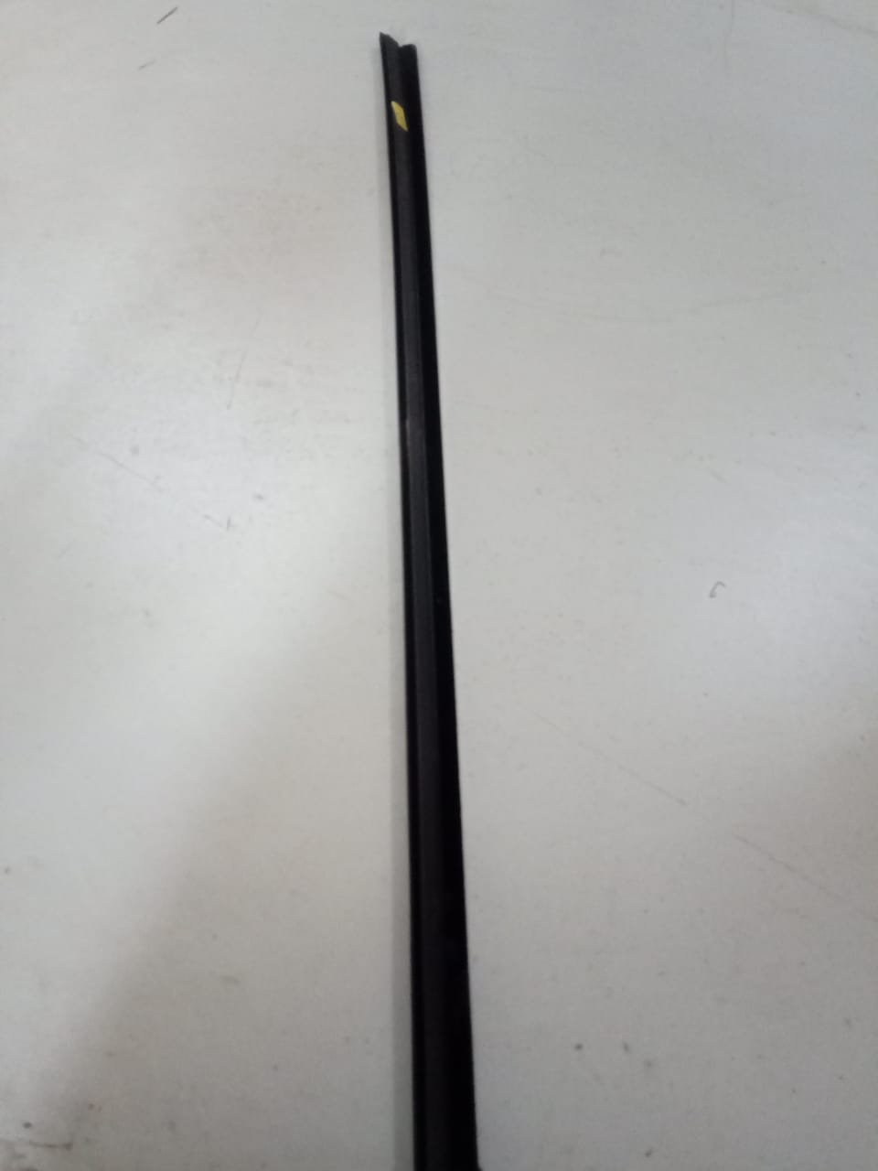 CarTrends sealing strip for Opel Corsa rear side door window, spare part for a secure window seal.