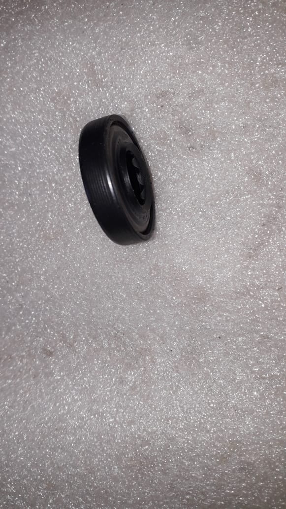 CarTrends T29600040 oil seal for Tavera, a spare parts image showing the round rubber seal used in engine components.