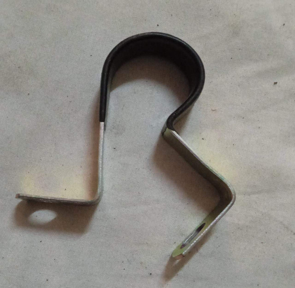 CarTrends T94050640 Vac Hose Clip for Tavera, spare part for securing vacuum hoses in vehicle engine compartments.