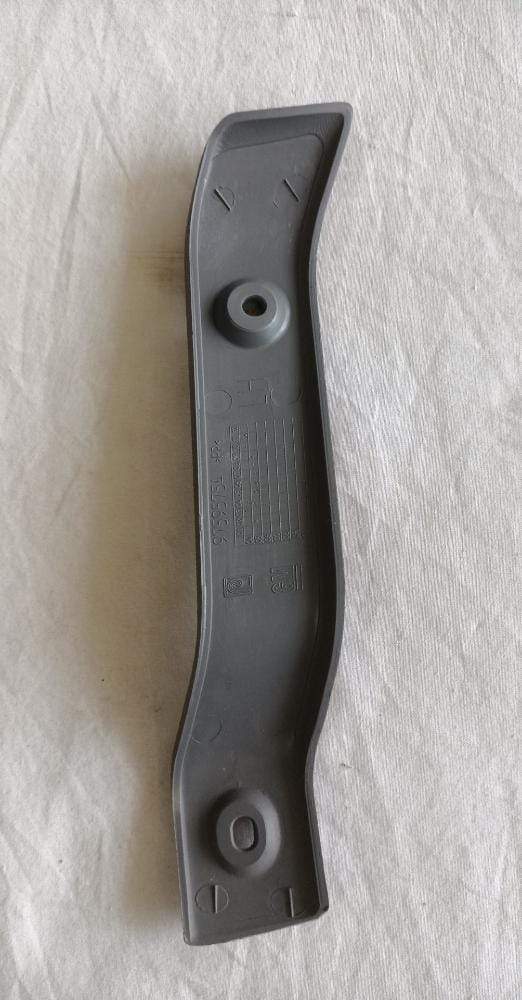 CarTrends T97595754 Finisher Post End for Tavera left side, auto spare part with metal finish and mounting features.