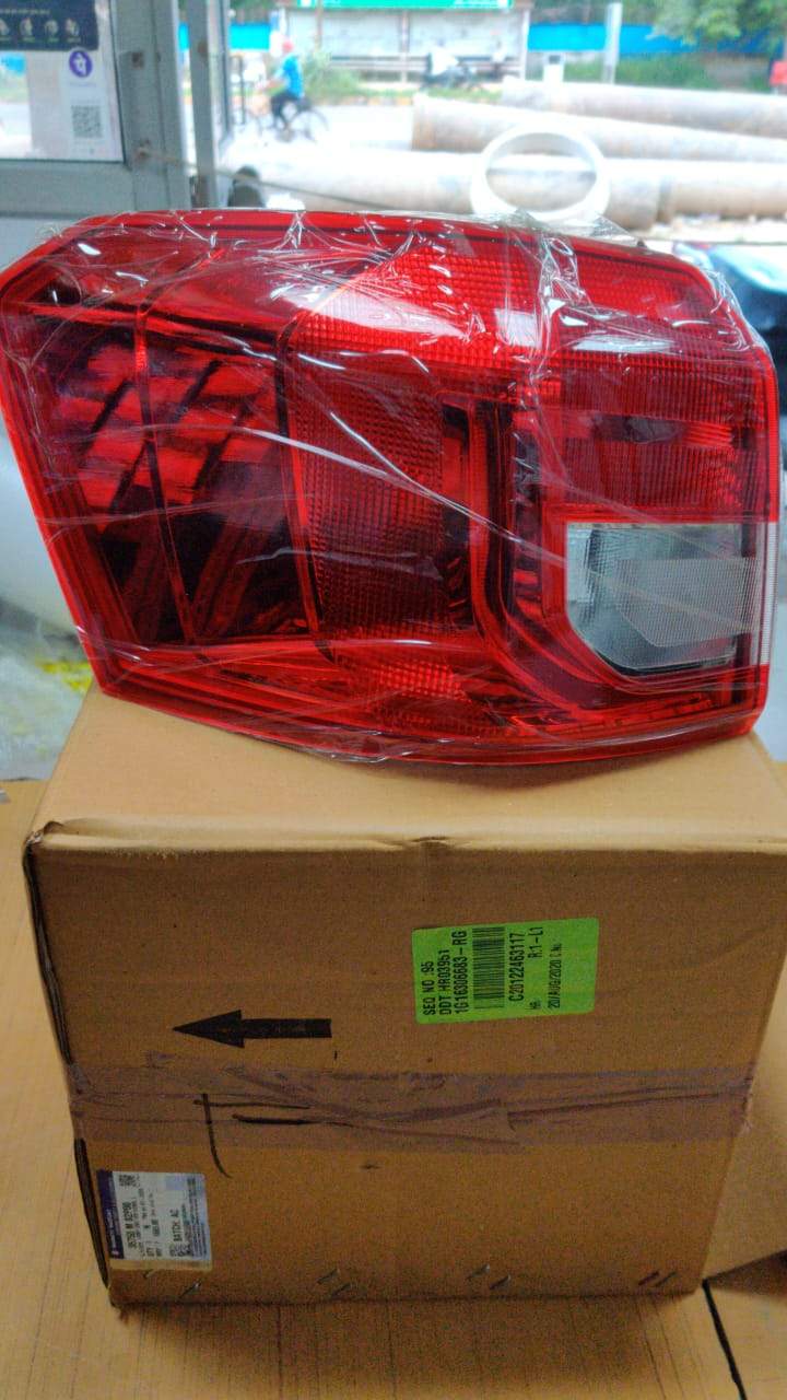 Left side tail lamp for Breeza by CarTrends, spare part with model number 35750M82P00, showing the car's rear lighting component.