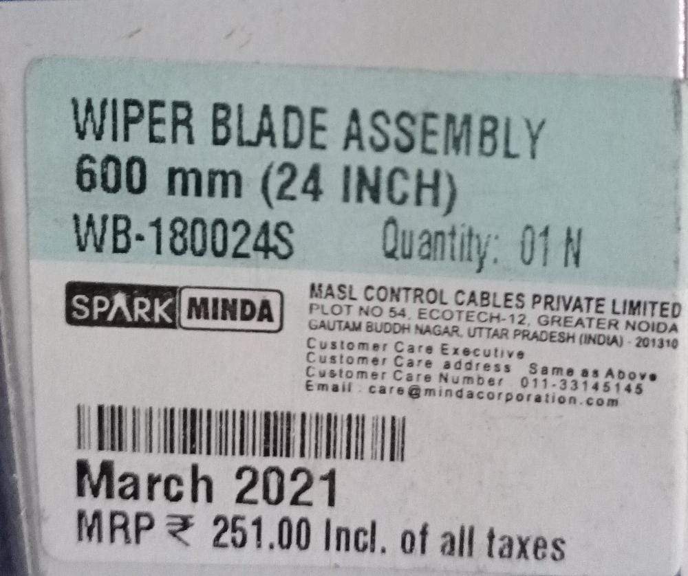 CarTrends WB180024S 24-inch wiper blade, spare parts for vehicle windshield cleaning, showing the wiper blade with rubber edge.