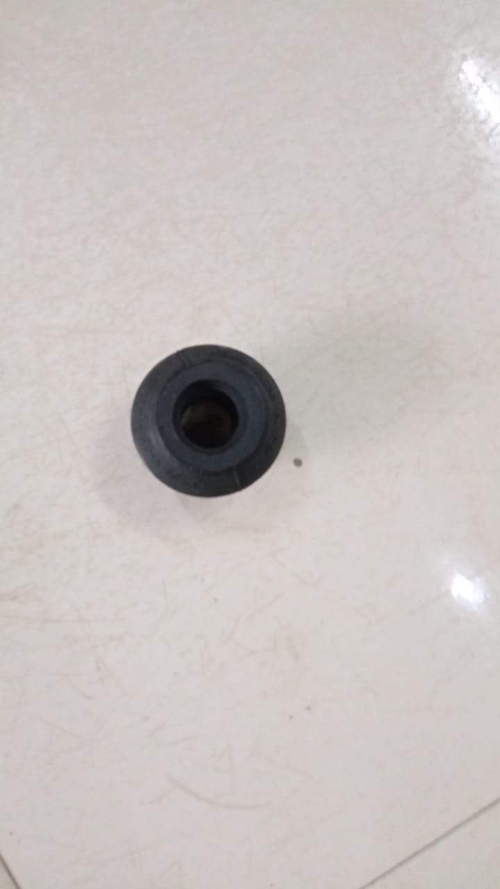 General Motors bushing stabilizer bar spark J96380586 for vehicle suspension system, shown in the image.