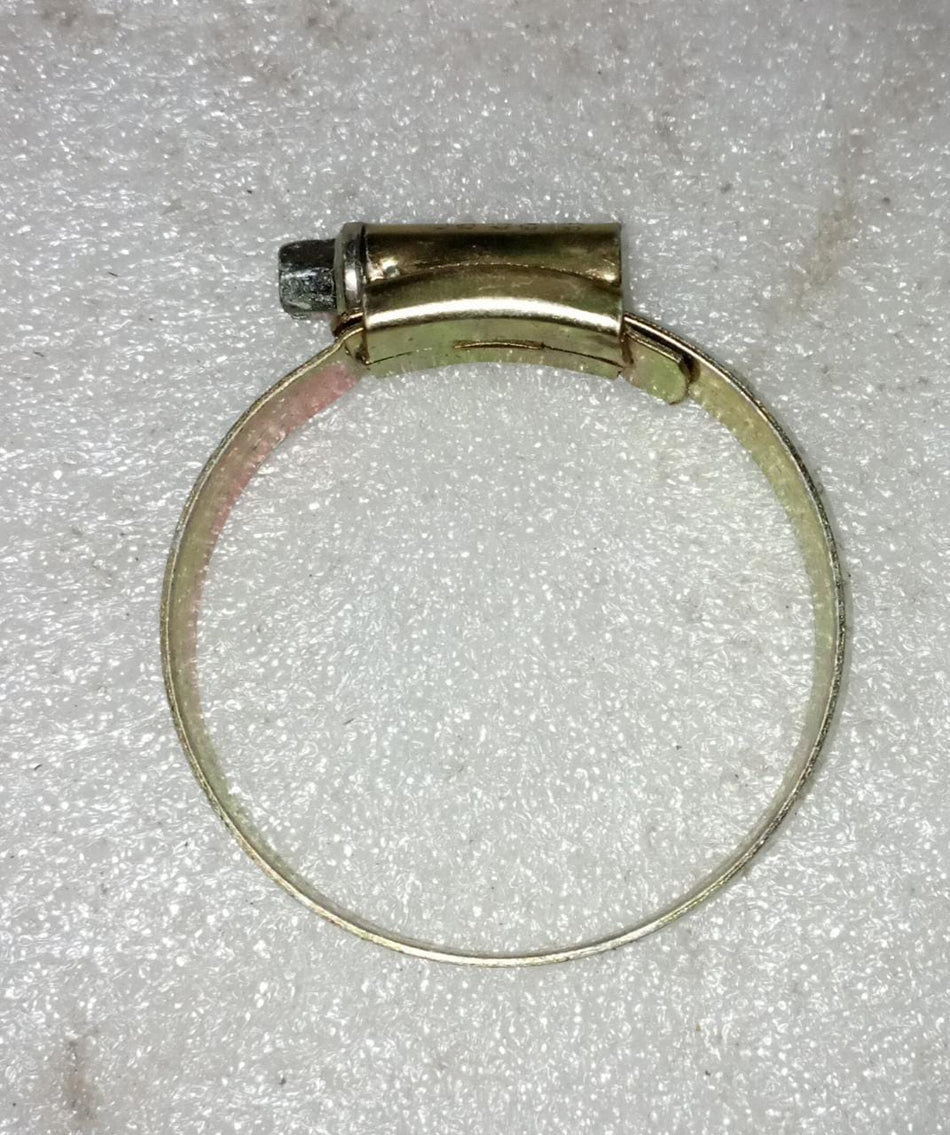 General Motors Tavera clip connection hose, gray plastic fitting for vehicle engine or cooling system.